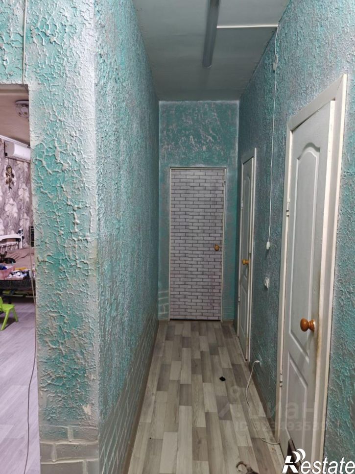 3-комн квартира улица Топоркова, 122,  д. 122