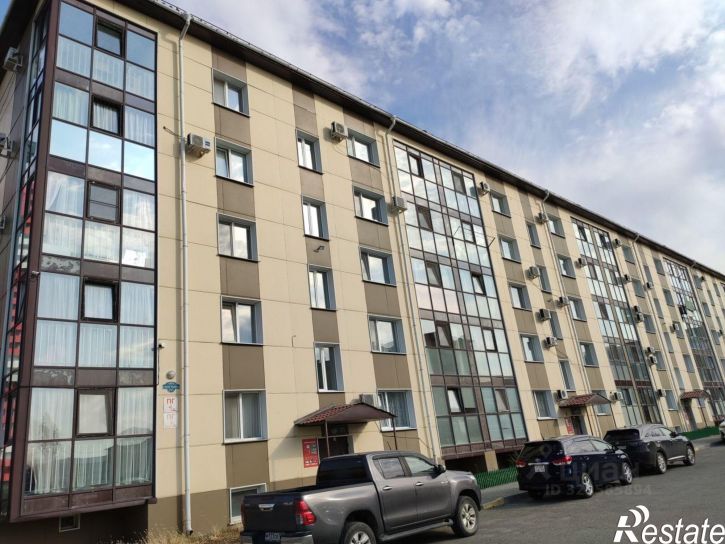 2-комн квартира улица Сергея Ушакова, 13 с1,  д. 13 с1