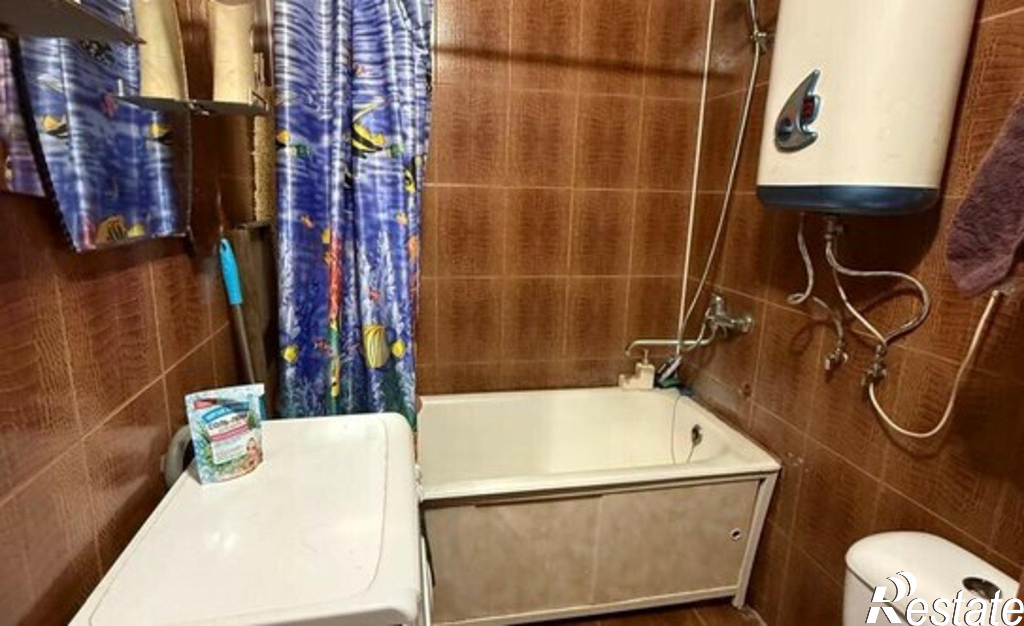 Купить квартиру за 5 500 000 рублей на Уссурийский городской округ, село Воздвиженка, улица Студгородок, 1