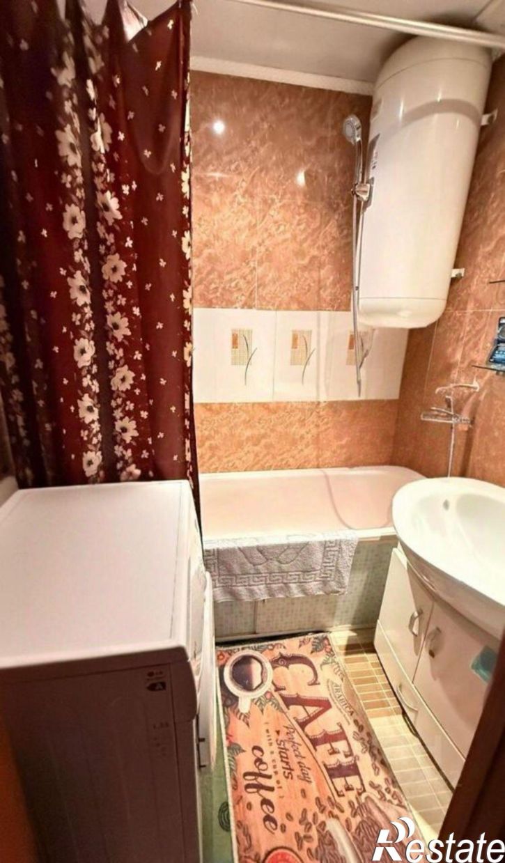 2-комн квартира улица Сергея Ушакова, 23,  д. 23