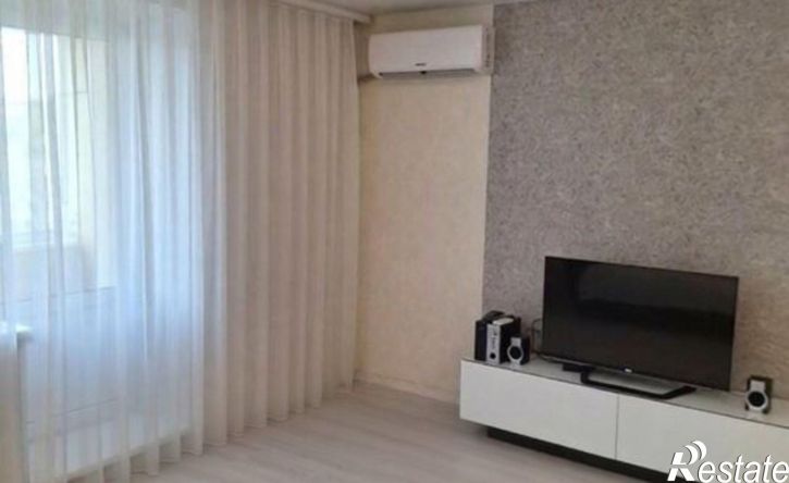 3-комн квартира улица Топоркова, 120А,  д. 120А