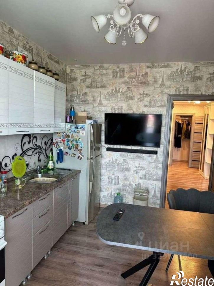 3-комн квартира улица Александра Зеленского, 34,  д. 34
