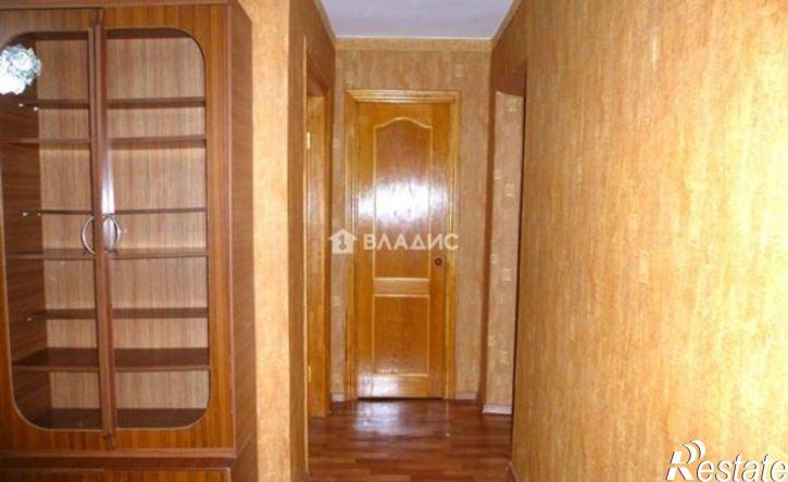 3-комн квартира улица Плеханова, 64,  д. 64
