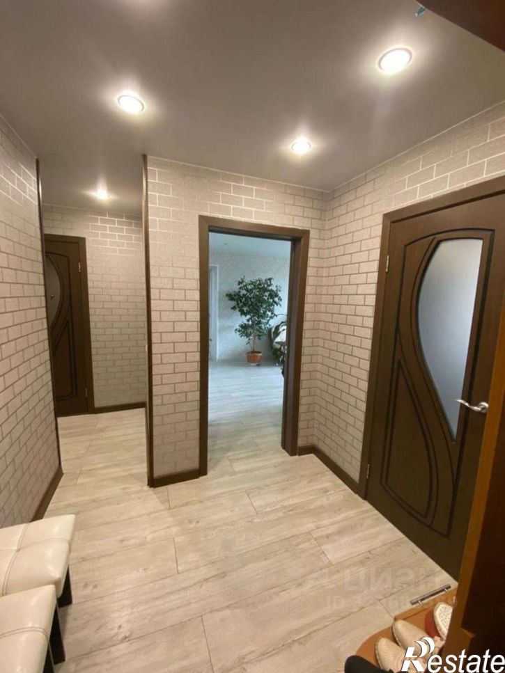 3-комн квартира ул Топоркова, 120а,  д. 120а