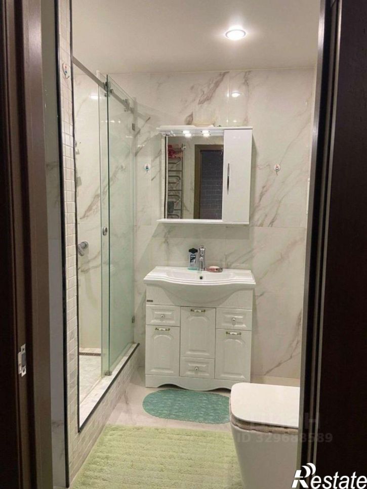 3-комн квартира ул Топоркова, 120а,  д. 120а