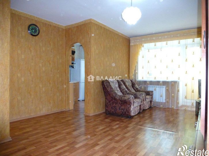 3-комн квартира улица Плеханова, 64,  д. 64