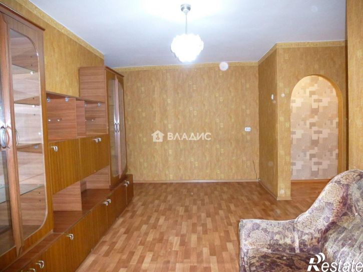 3-комн квартира улица Плеханова, 64,  д. 64
