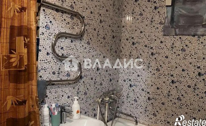 3-комн квартира улица Кирова, 48Б,  д. 48Б