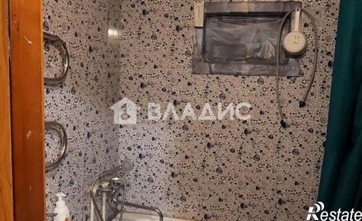 3-комн квартира улица Кирова, 48Б,  д. 48Б