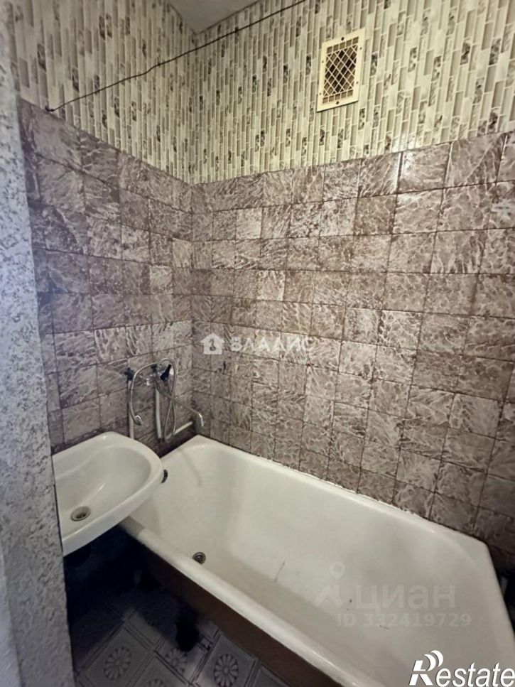 2-комн квартира пер Мурзинцева, 10,  д. 10