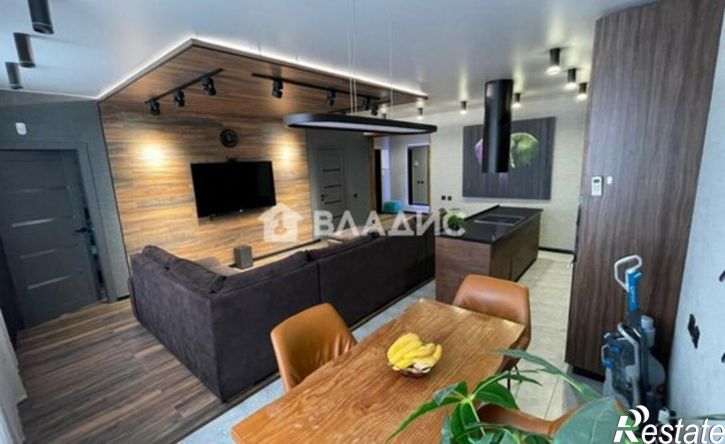3-комн квартира ул Сергея Ушакова, 6б,  д. 6б