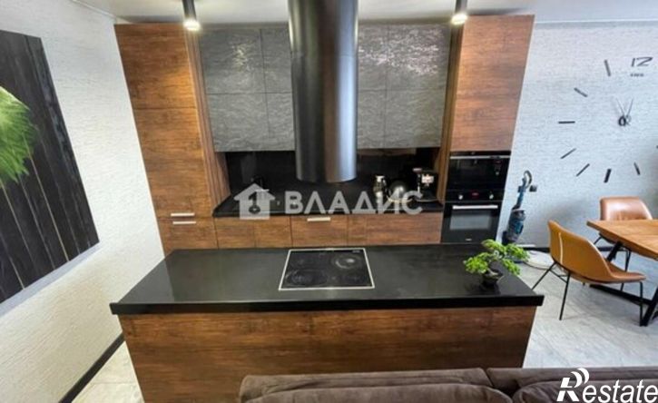 3-комн квартира ул Сергея Ушакова, 6б,  д. 6б