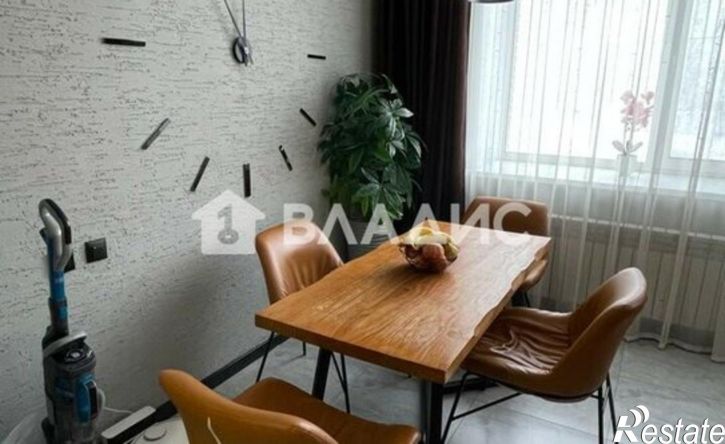 3-комн квартира ул Сергея Ушакова, 6б,  д. 6б