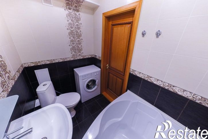 1-комн квартира Суханова, 45