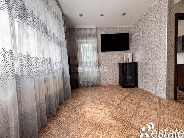2-комн квартира улица Сергея Ушакова, 8В,  д. 8В