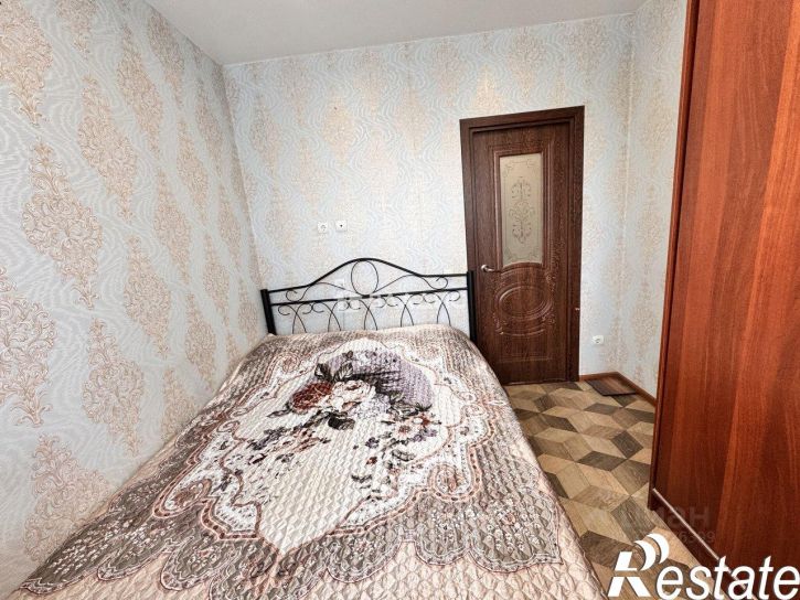 2-комн квартира улица Сергея Ушакова, 8В,  д. 8В