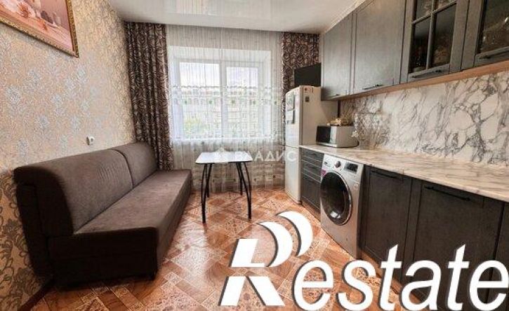 2-комн квартира улица Сергея Ушакова, 8В,  д. 8В