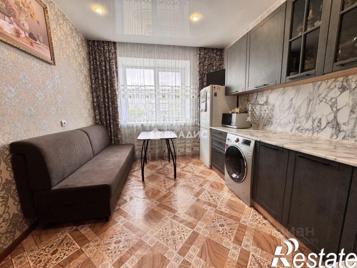 2-комн квартира улица Сергея Ушакова, 8В,  д. 8В