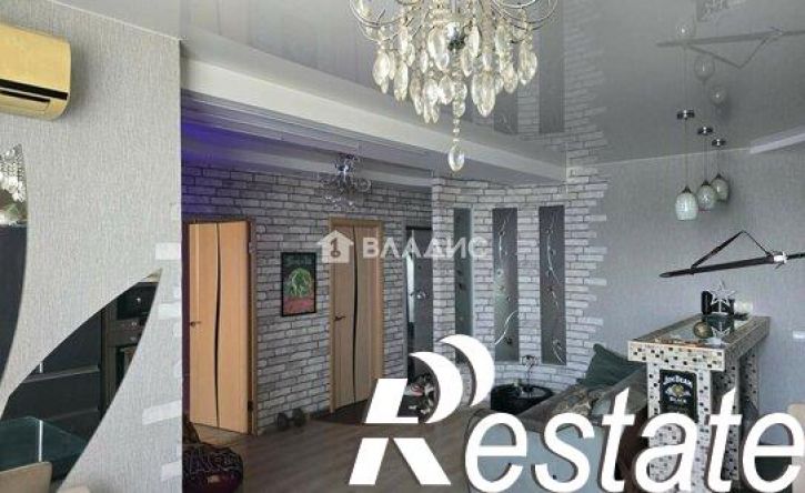 3-комн квартира улица Агеева, 52,  д. 52