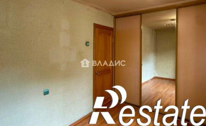3-комн квартира улица Володарского, 90,  д. 90