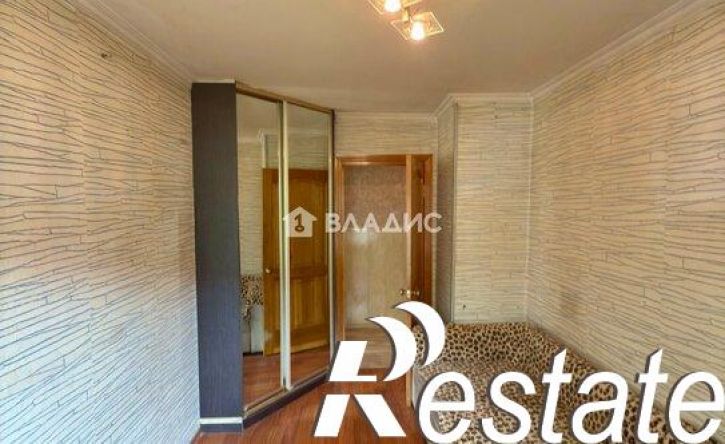 3-комн квартира улица Володарского, 90,  д. 90