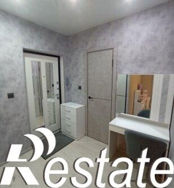 3-комн квартира улица Ивасика, 15А,  д. 15А