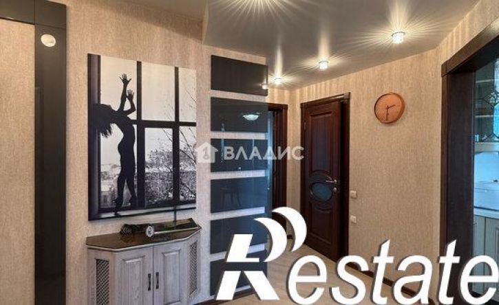 4-комн квартира улица Агеева, 52,  д. 52