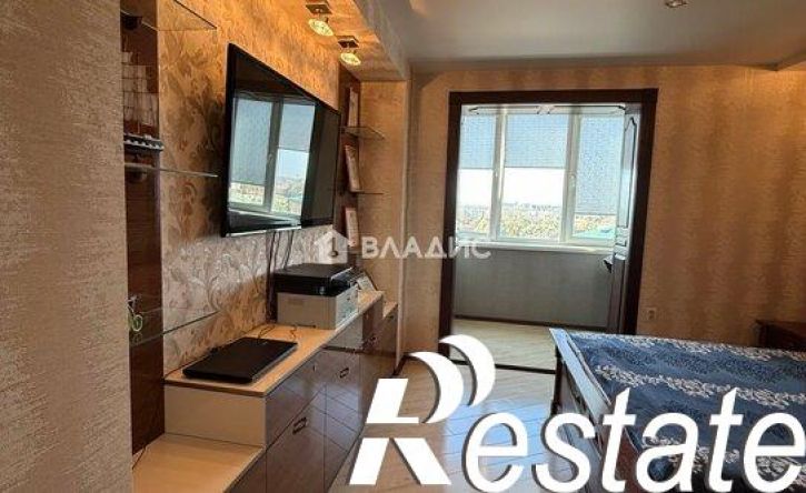 4-комн квартира улица Агеева, 52,  д. 52